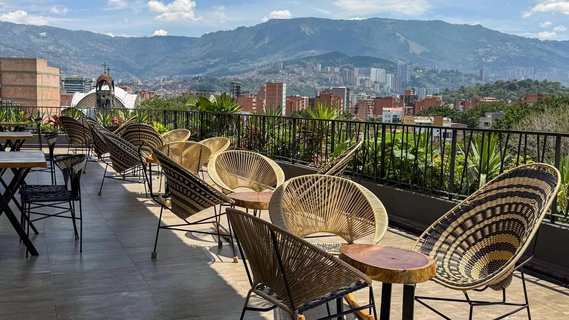 Zoho Livin Apartments 70 Medellin Colombia